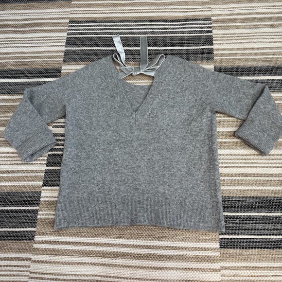 J Crew V Back Sweater Women's Velvet Tie XS Gray Bow Pullover Wool Blend Relaxed - Picture 5 of 12